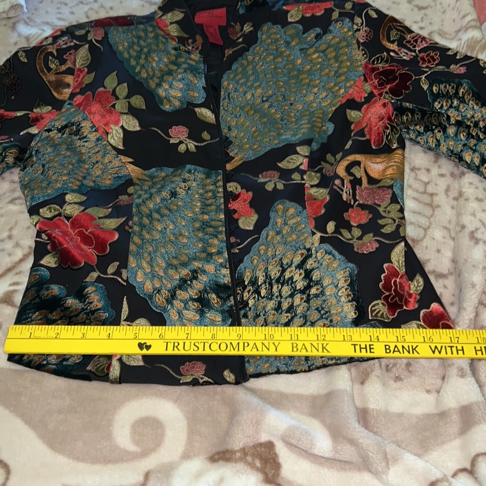 JS Collections flowered top - Picture 10 of 15